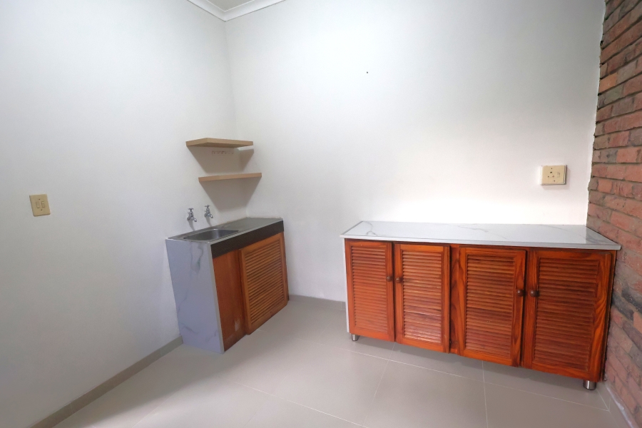 1 Bedroom Property for Sale in Vincent Heights Eastern Cape